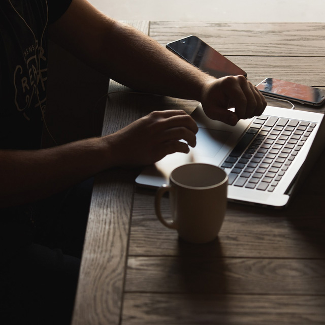 技術(shù)顧問(wèn)